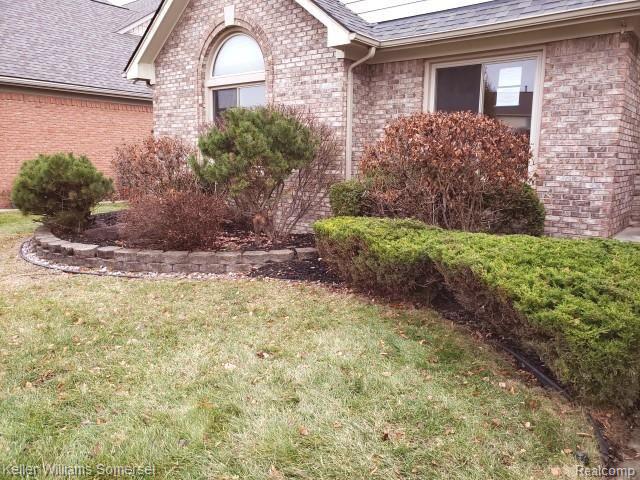 46682 West Ridge Drive Macomb, MI 48044 - Photo 3 of 41 20191125_152956 (Small).jpg