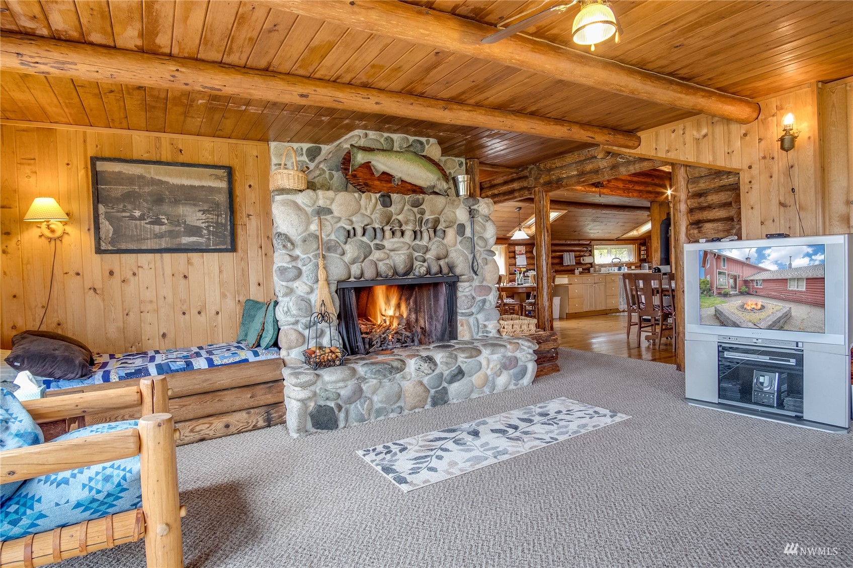 391 Northeast Gladwin Road Belfair, WA 98528 - Photo 6 of 30 Gallery Image 6