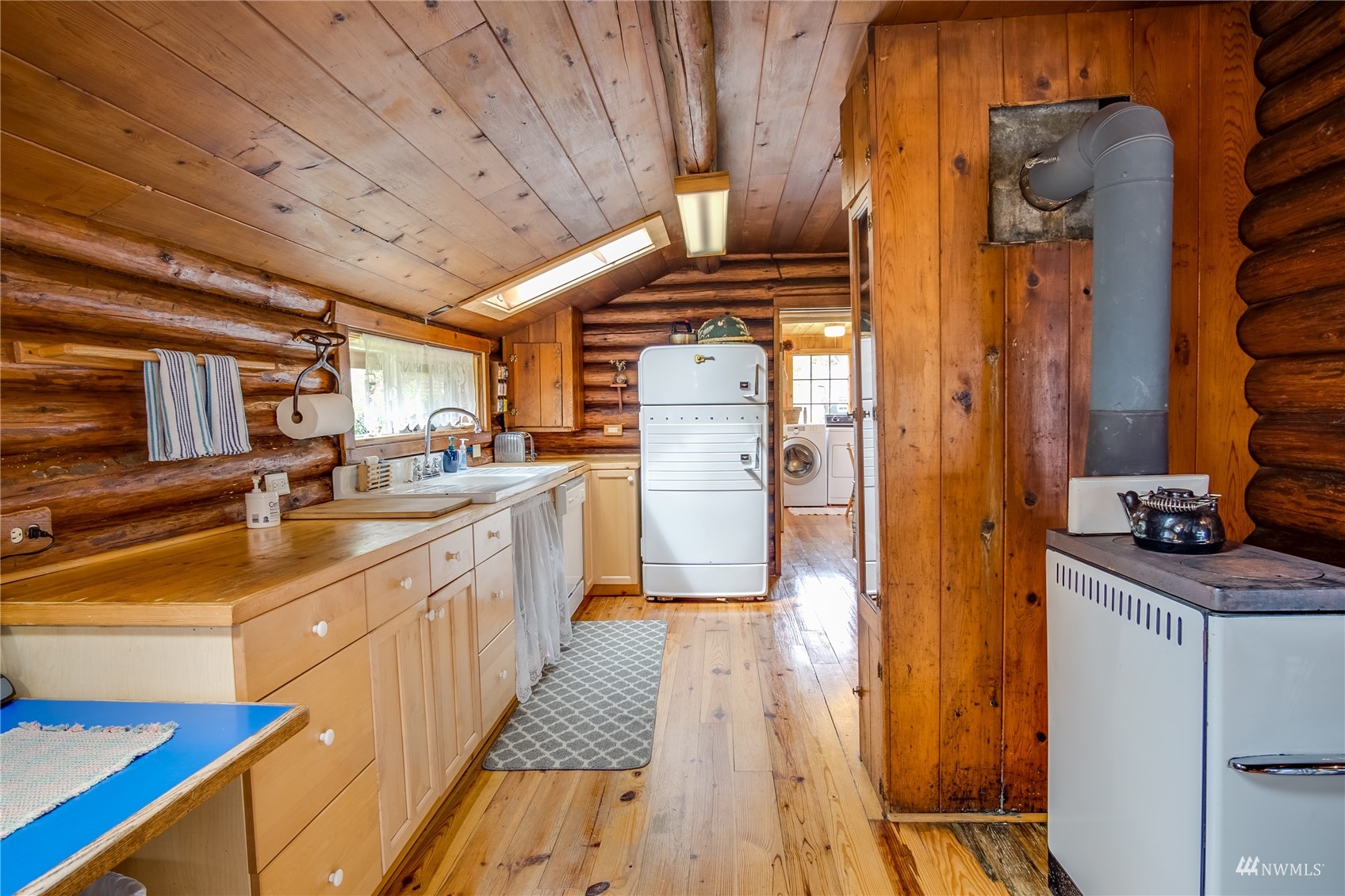 391 Northeast Gladwin Road Belfair, WA 98528 - Photo 8 of 30 Gallery Image 8