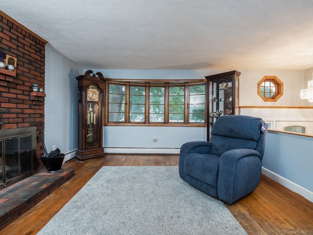 63 Charme Road Billerica, MA 01821 - Photo 2 of 30