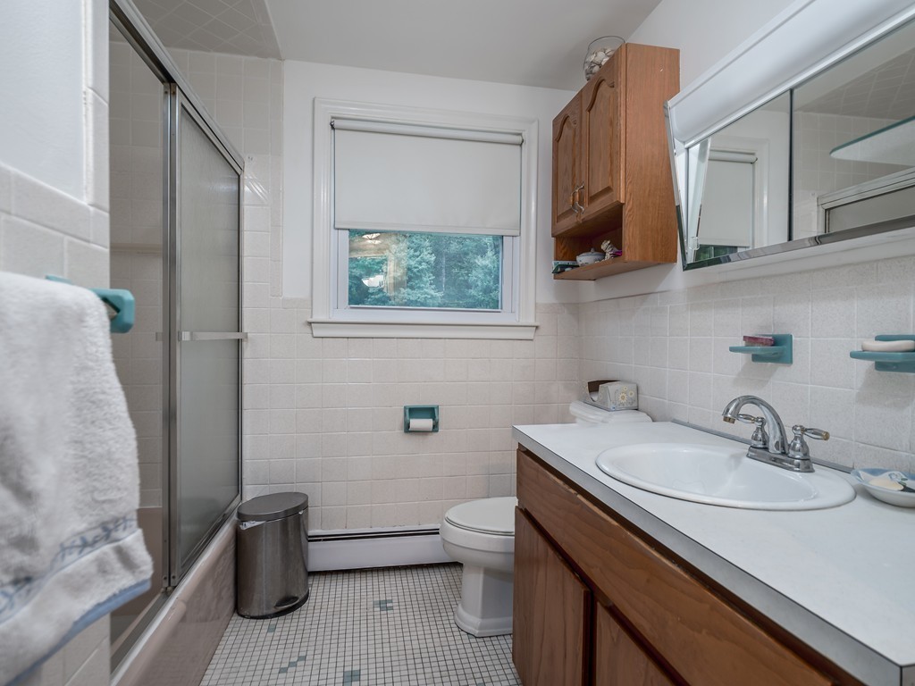 63 Charme Road Billerica, MA 01821 - Photo 22 of 30