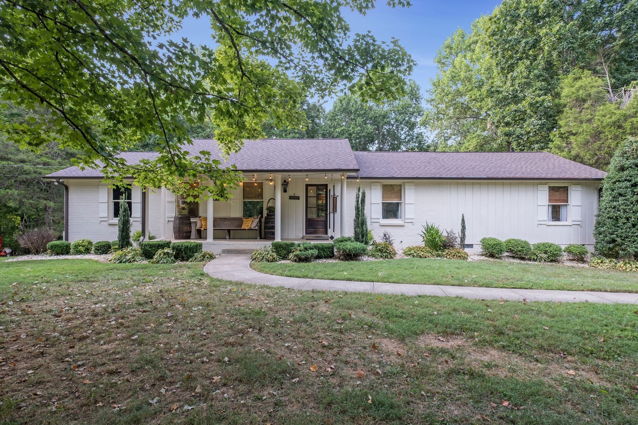 7374 Old Franklin Road Fairview, TN 37062 - Photo 4 of 64 Gallery Image 4