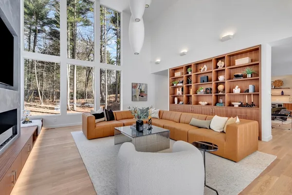 $4,200,000 | 363 College Road, Concord, MA 01742