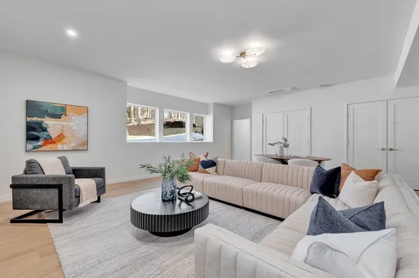 $4,200,000 | 363 College Road, Concord, MA 01742