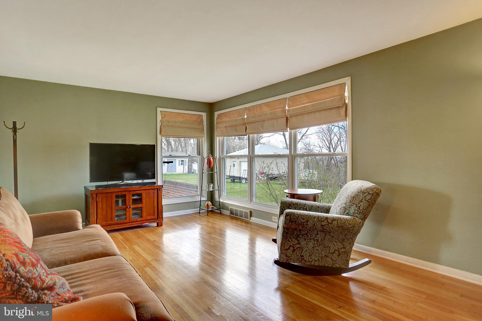 123 Diller Road New Cumberland, PA 17070 - Photo 6 of 35 Gallery Image 6