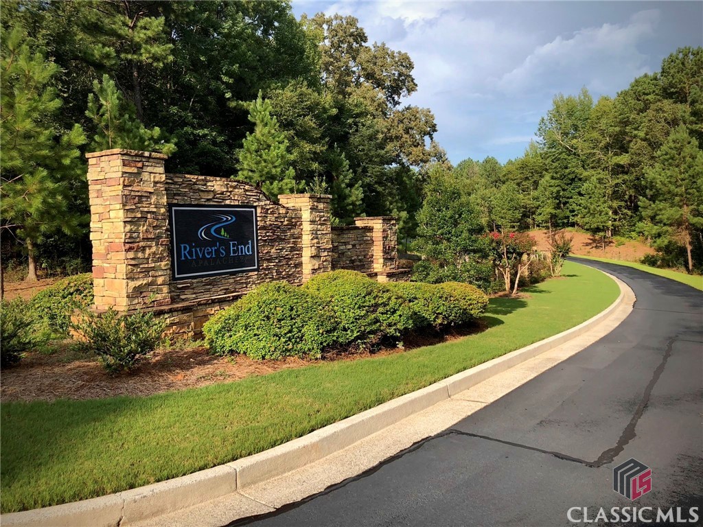 1080 Apalachee Ridge, Unit 15 Madison, GA 30650 - Photo 5 of 27 River’s End Entrance