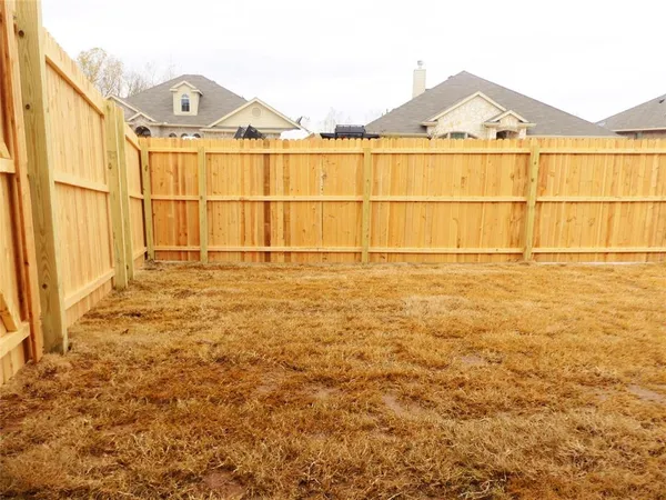 $1,999 | 309 Jennie Marie Circle, Ferris, TX 75125