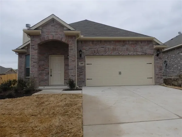 $1,999 | 309 Jennie Marie Circle, Ferris, TX 75125