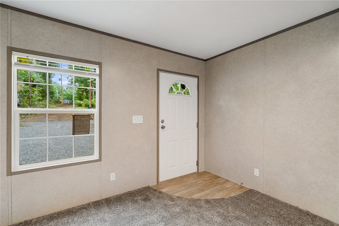 419 Austin Drive Anderson, SC 29624 - Photo 5 of 36 This inviting entry features durable flooring, offering a warm welcome.