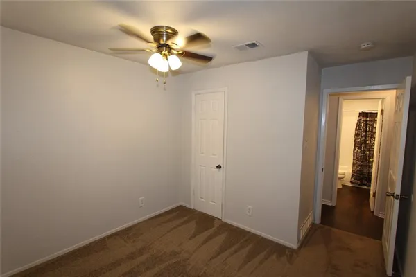 $1,550 | 737 Holiday Drive, Sherman, TX 75090