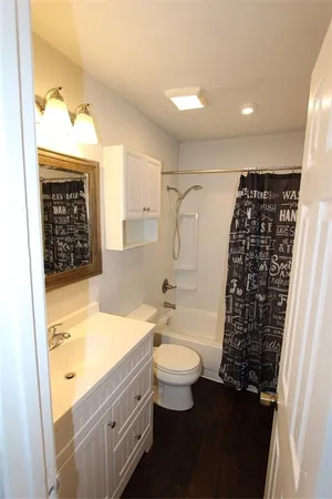 $1,550 | 737 Holiday Drive, Sherman, TX 75090