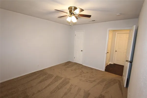 $1,550 | 737 Holiday Drive, Sherman, TX 75090