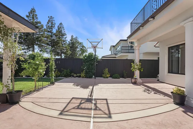 $2,049,000 | 2386 Interlaken Drive, Lodi, CA 95242