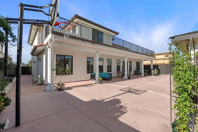 $2,049,000 | 2386 Interlaken Drive, Lodi, CA 95242