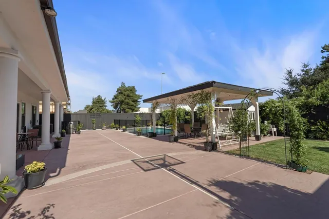 $2,049,000 | 2386 Interlaken Drive, Lodi, CA 95242