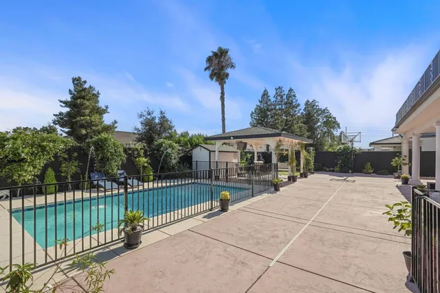 $2,049,000 | 2386 Interlaken Drive, Lodi, CA 95242