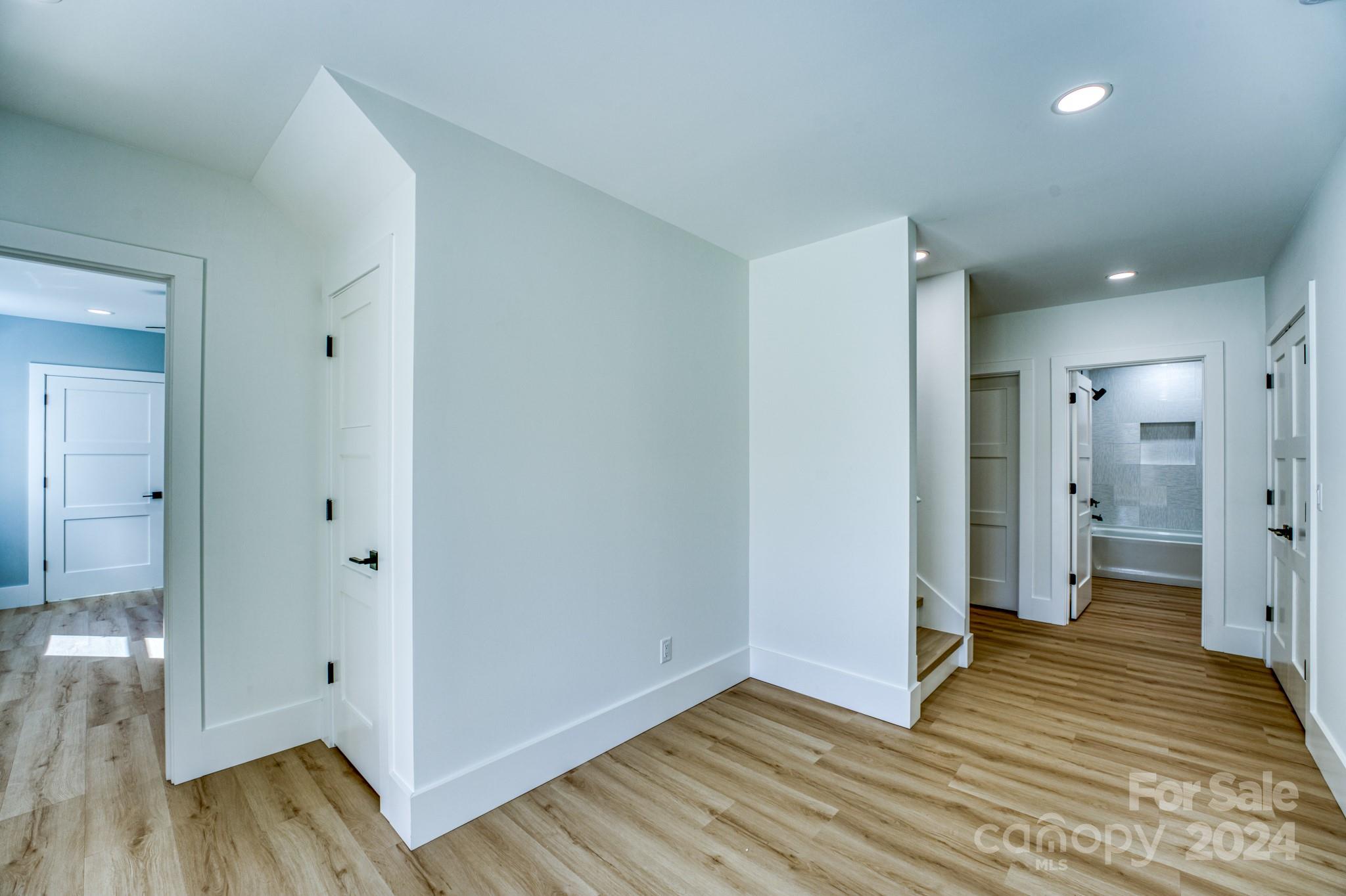 35 North Pershing Road Asheville, NC 28805 - Photo 9 of 24 Gallery Image 9