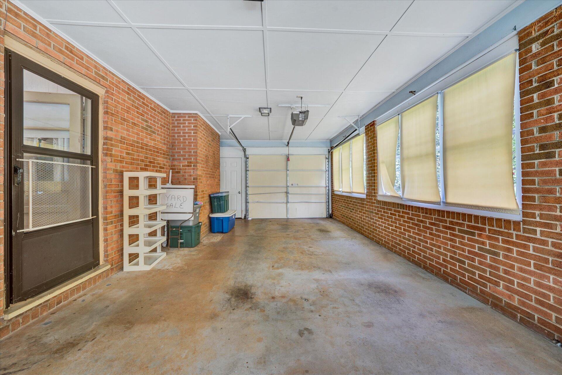 5315 Scruggs Road Moneta, VA 24121 - Photo 12 of 32 12-DSC00037