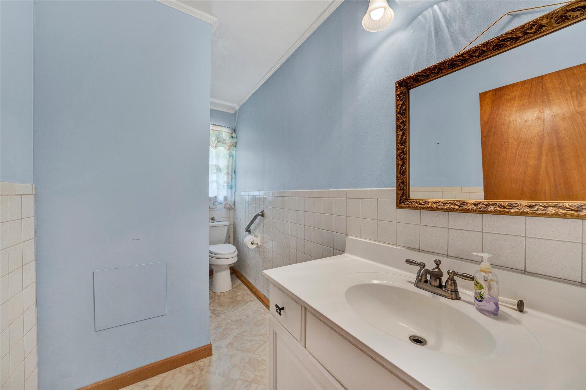 5315 Scruggs Road Moneta, VA 24121 - Photo 13 of 32 13-DSC00040