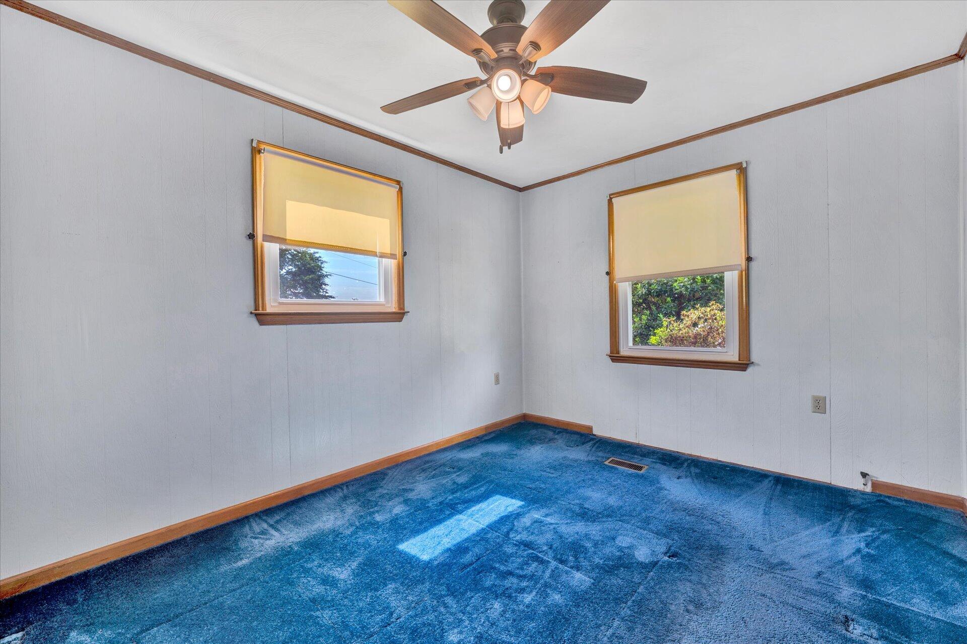 5315 Scruggs Road Moneta, VA 24121 - Photo 15 of 32 15-DSC00046
