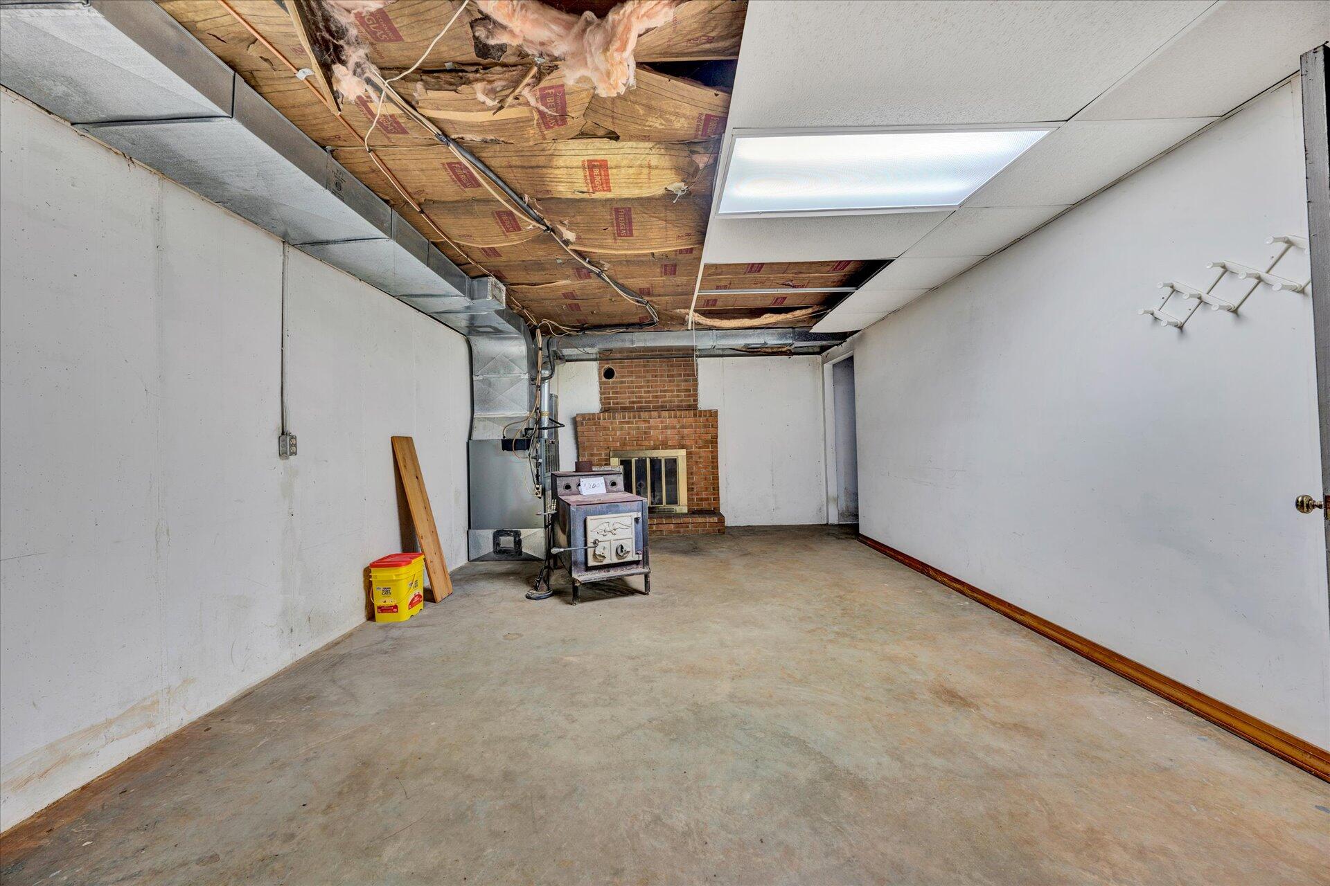 5315 Scruggs Road Moneta, VA 24121 - Photo 22 of 32 22-DSC00067