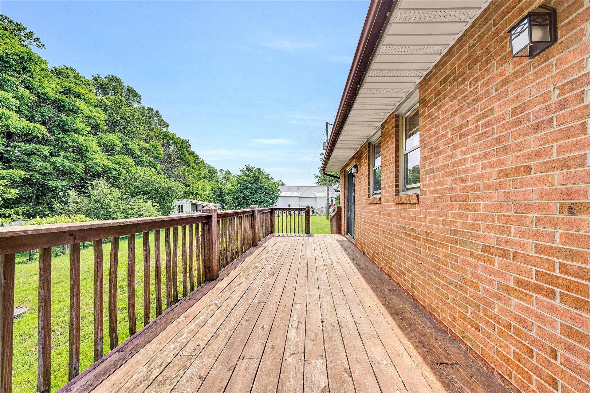 5315 Scruggs Road Moneta, VA 24121 - Photo 7 of 32 07-DSC00025