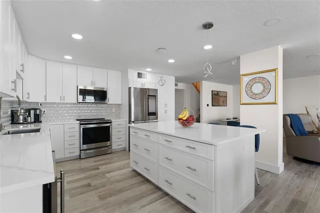 $9,000 | 1390 Gulf Boulevard, Unit PH4, Clearwater Beach, FL 33767