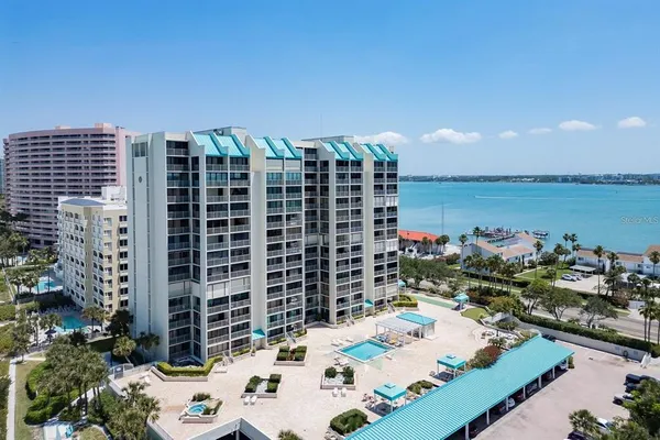 $6,500 | 1390 Gulf Boulevard, Unit PH4, Clearwater Beach, FL 33767