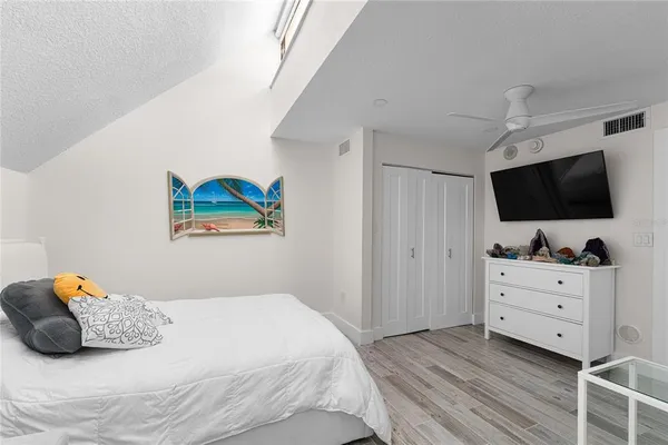 $6,500 | 1390 Gulf Boulevard, Unit PH4, Clearwater Beach, FL 33767