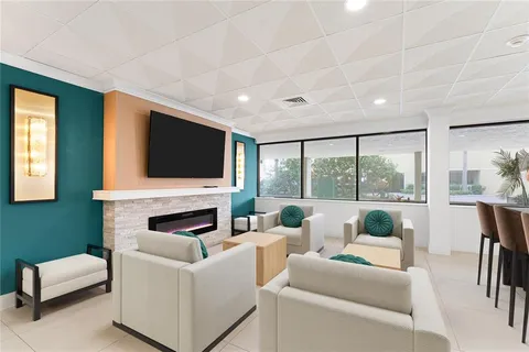 $6,500 | 1390 Gulf Boulevard, Unit PH4, Clearwater Beach, FL 33767