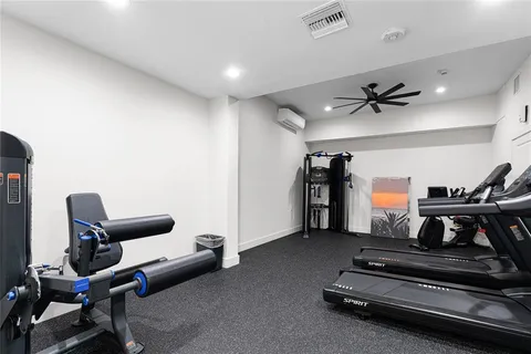 $6,500 | 1390 Gulf Boulevard, Unit PH4, Clearwater Beach, FL 33767