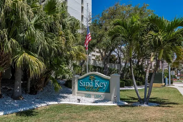 $6,500 | 1390 Gulf Boulevard, Unit PH4, Clearwater Beach, FL 33767