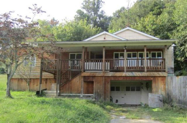 9604 Depot Street Heiskell, TN 37754 - Photo 1 of 5 1