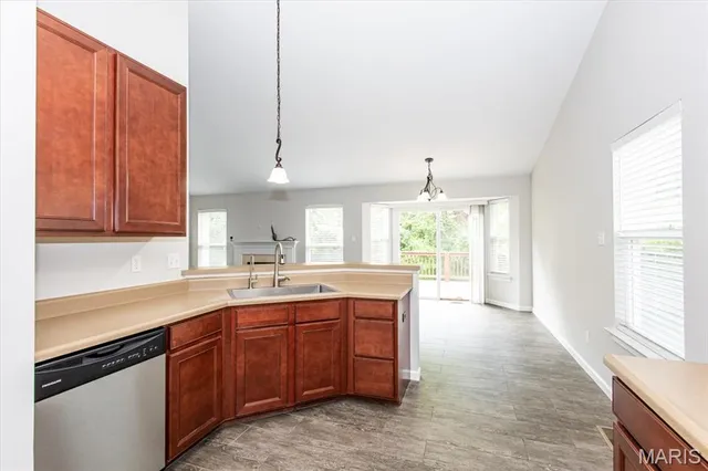 $469,000 | 614 Palisades View Drive, Eureka, MO 63025