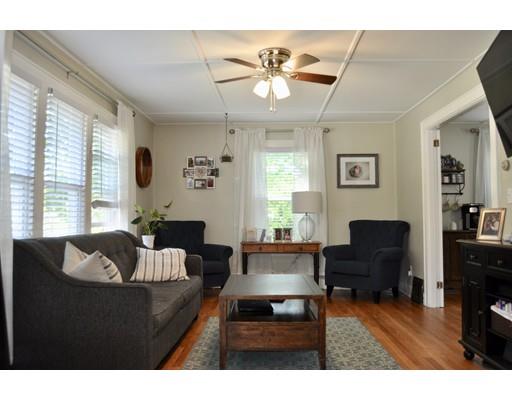 126 Maple Street Middleton, MA 01949 - Photo 11 of 24 Gallery Image 11