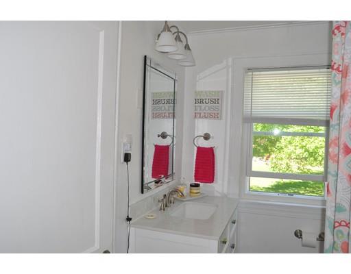 126 Maple Street Middleton, MA 01949 - Photo 19 of 24 Gallery Image 19
