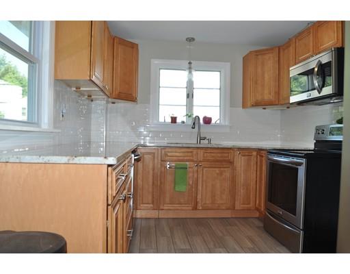 126 Maple Street Middleton, MA 01949 - Photo 5 of 24 Gallery Image 5