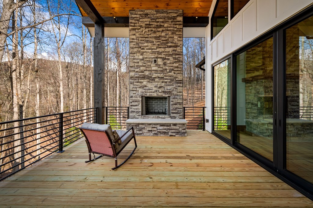 172 Grand Oaks Trail Morganton, GA 30560 - Photo 12 of 56