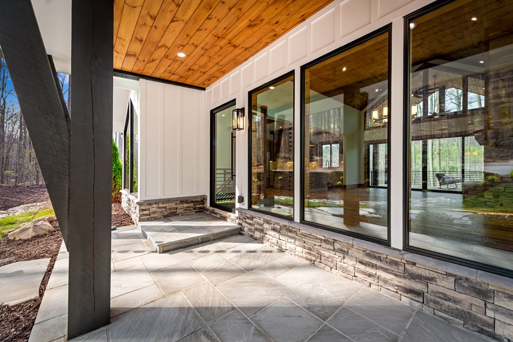 172 Grand Oaks Trail Morganton, GA 30560 - Photo 3 of 56