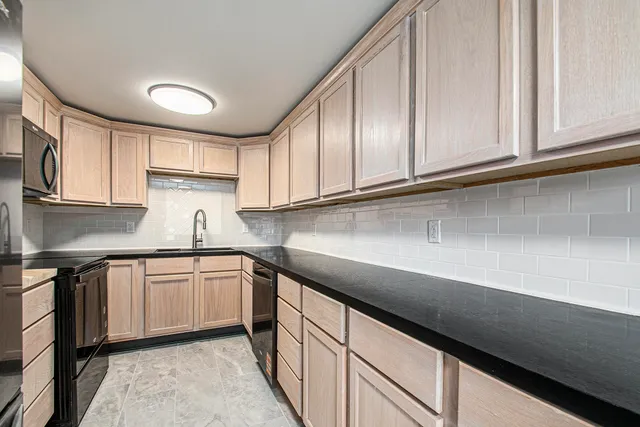 $249,000 | 6165 North Shore Drive, Coloma, MI 49038