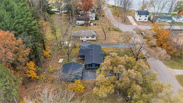 $249,000 | 6165 North Shore Drive, Coloma, MI 49038