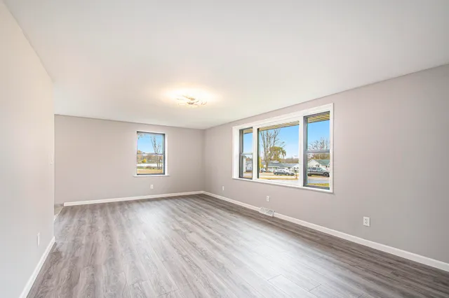 $249,000 | 6165 North Shore Drive, Coloma, MI 49038