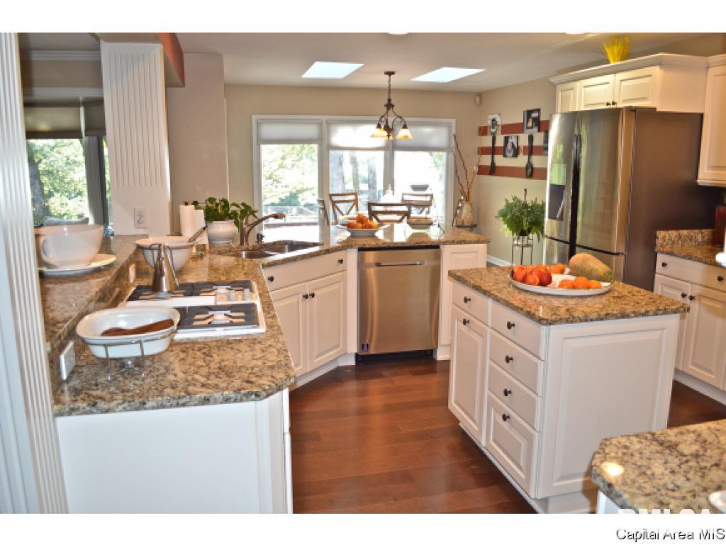 21 Forest Ridge Springfield, IL 62712 - Photo 16 of 36 Gallery Image 16