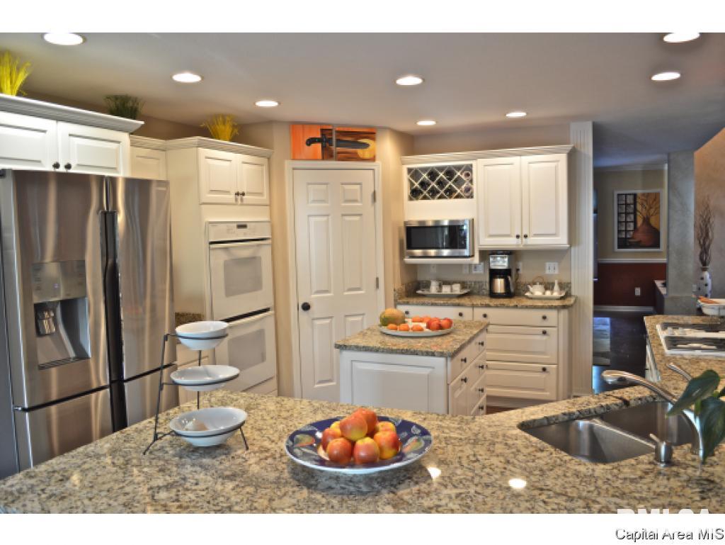 21 Forest Ridge Springfield, IL 62712 - Photo 17 of 36 Gallery Image 17