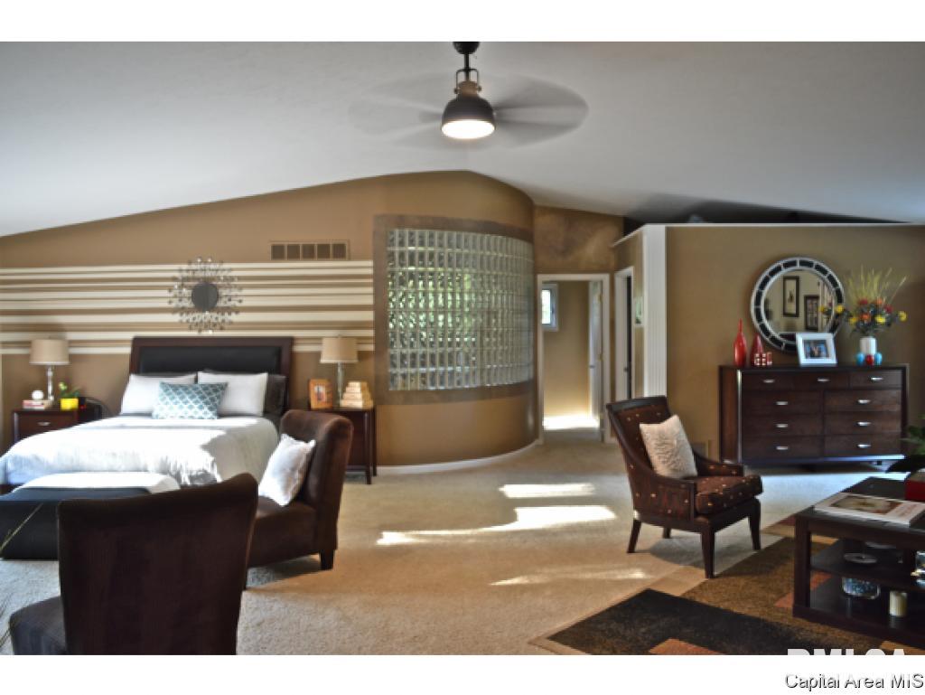 21 Forest Ridge Springfield, IL 62712 - Photo 25 of 36 Gallery Image 25