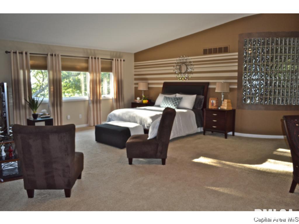 21 Forest Ridge Springfield, IL 62712 - Photo 26 of 36 Gallery Image 26