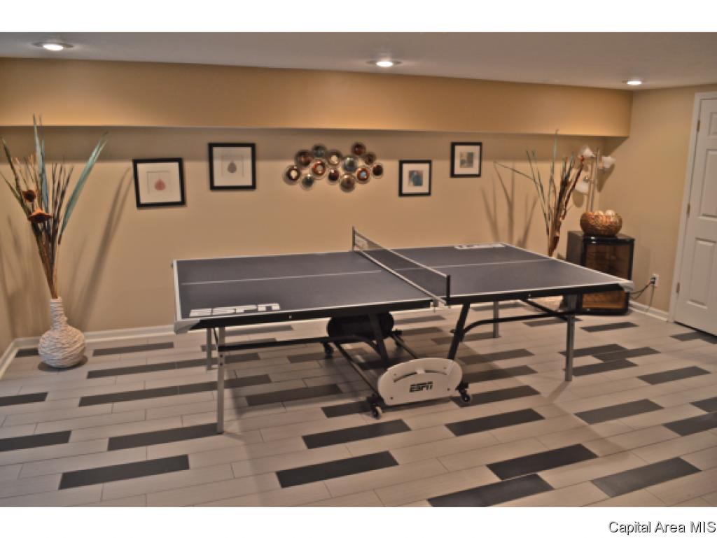 21 Forest Ridge Springfield, IL 62712 - Photo 34 of 36 Gallery Image 34