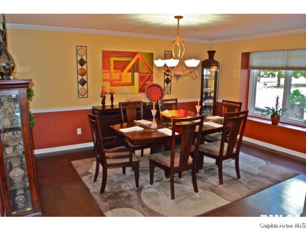 21 Forest Ridge Springfield, IL 62712 - Photo 10 of 36 Gallery Image 10