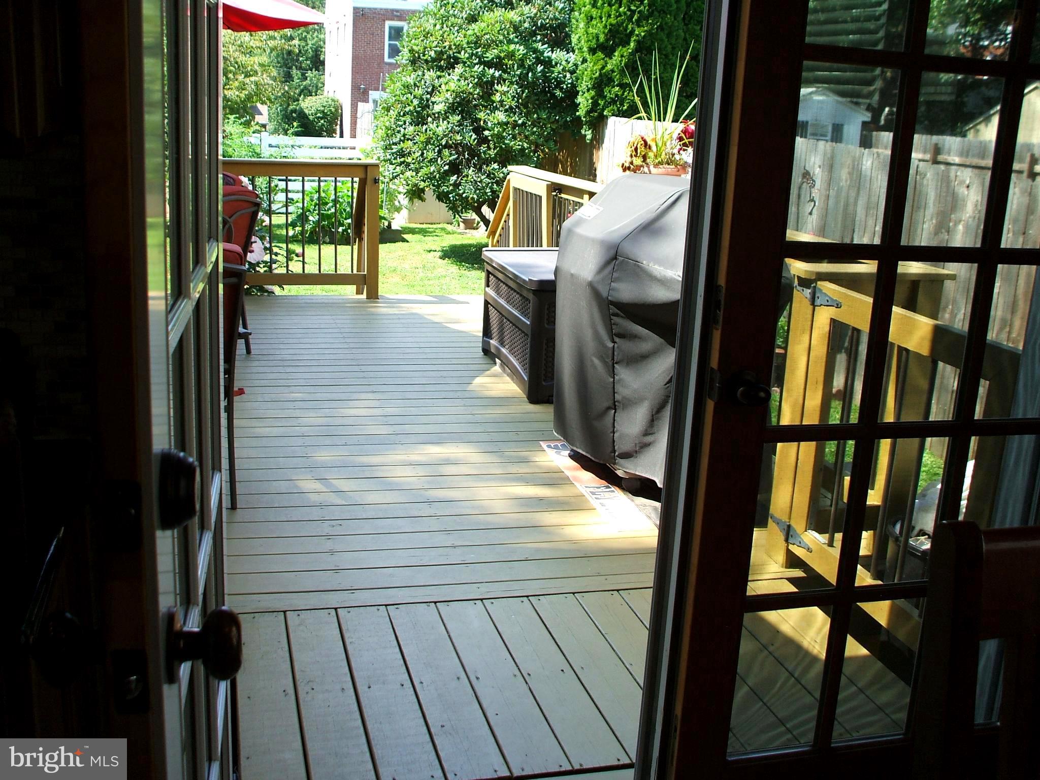 120 Summit Road Media, PA 19063 - Photo 11 of 27 Door To Deck From Dining Area