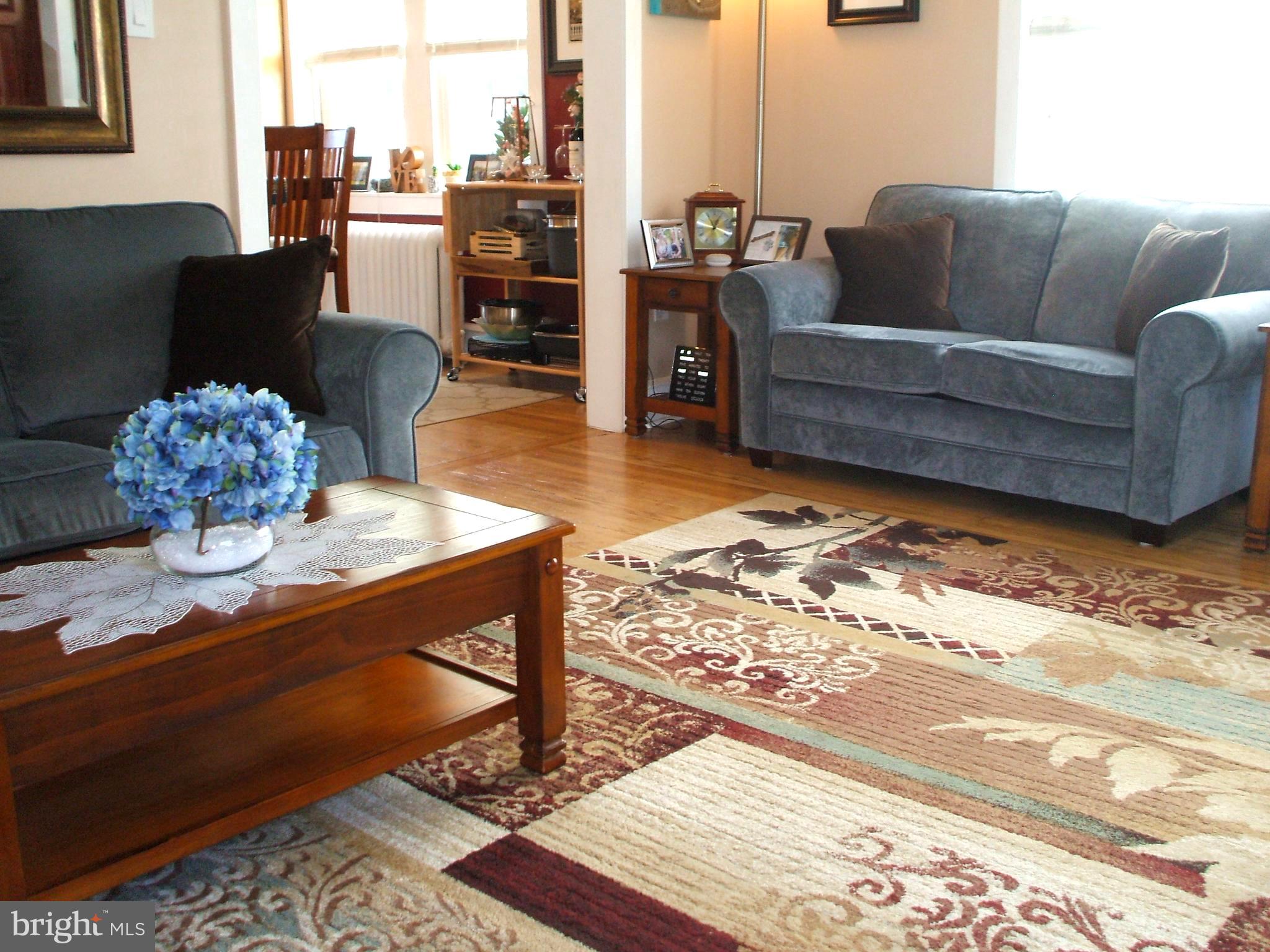 120 Summit Road Media, PA 19063 - Photo 8 of 27 Living Room